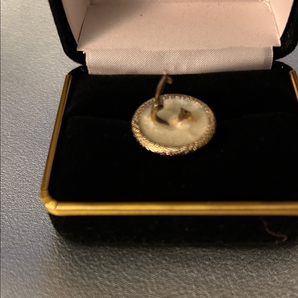 Gold-Tone Button Accessory - Picture 4 of 11